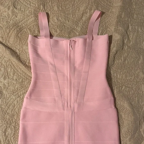 Elegant Pink Bodycon Dress - Picture 3 of 5